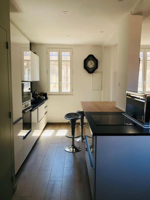 Appartement Standing Hotel Particulier Montpellier Bagian luar foto